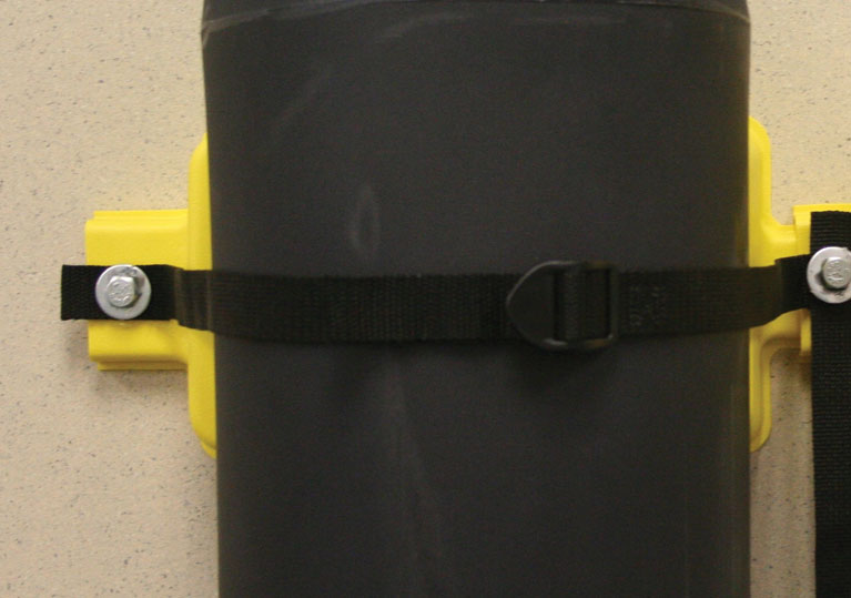 Universal Gas Cylinder Wall Bracket