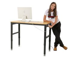 Adjustable Workbench with Plug
