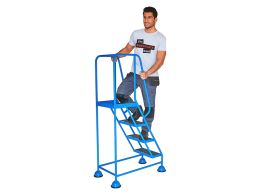 Mobile Steps with Handrail