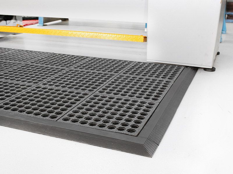 Anti Slip Rubber Mat Free Delivery