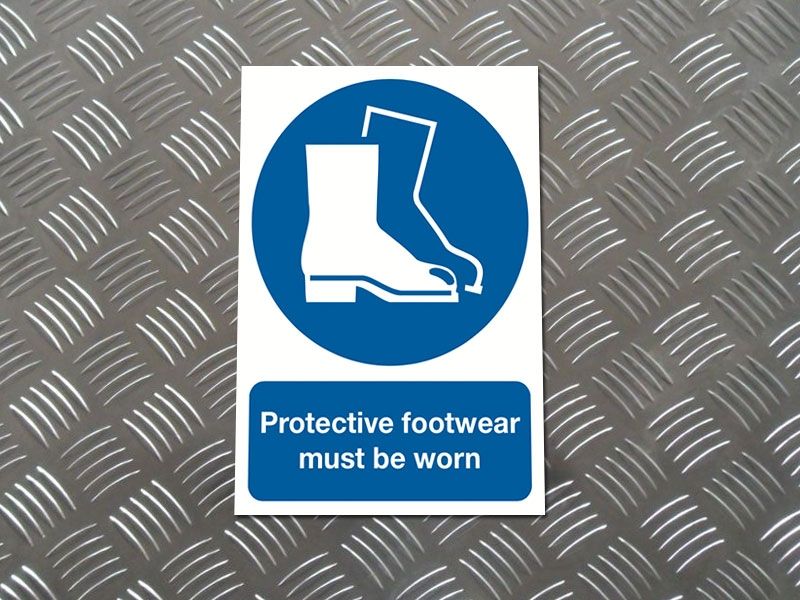 "Wear Boots" Mandatory Site Safety Sign