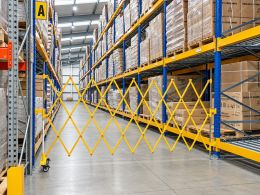 Expanding Aisle Barrier