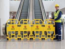 Folding Maintenance Barricade