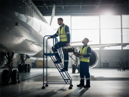 Mobile Steps with Handrail