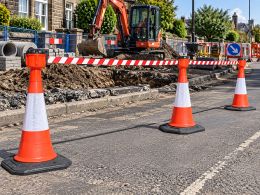 Red and White Retractable Cone Barrier - Cone Topper - 10.1m Belt Length