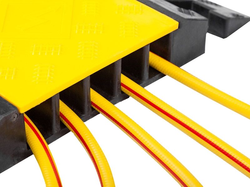 5 Channel Cable Ramp - Hinged Lid - 6,000kg Axle Load
