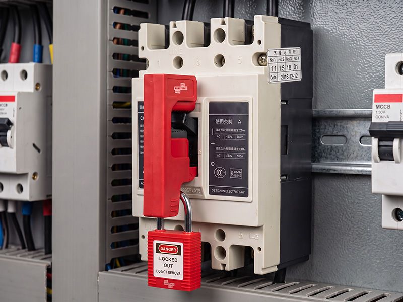 Circuit Breaker Aluminium Lockout