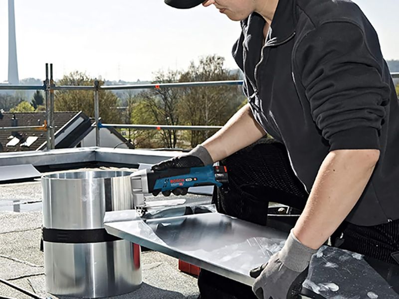 Cordless Metal Shear