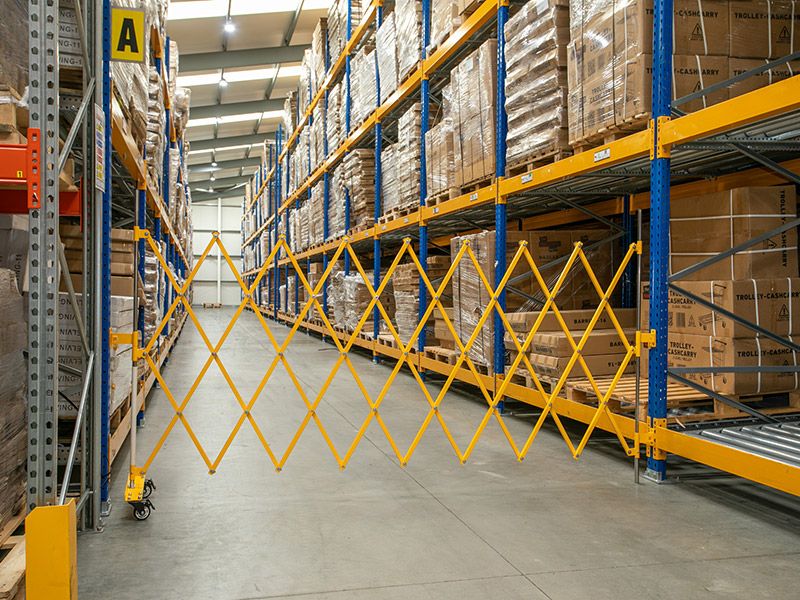 Expanding Aisle Barrier