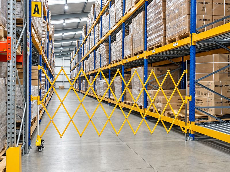 Expanding Aisle Barrier