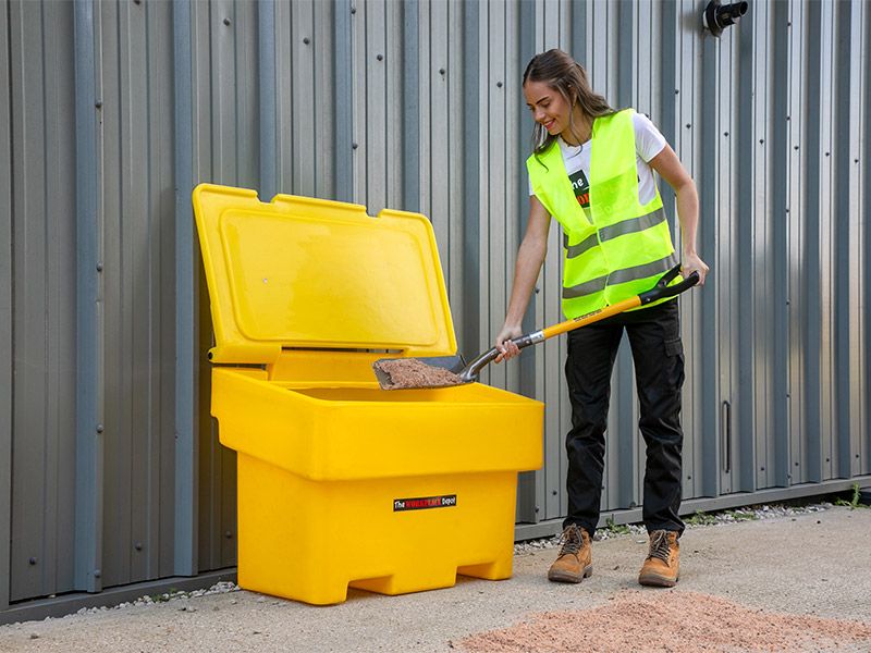 Nestable Grit Bin with Grit Salt