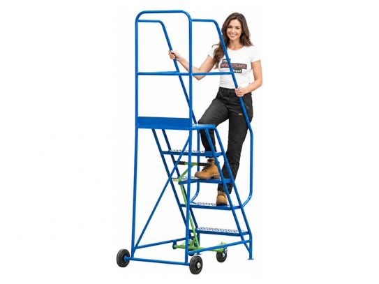Warehouse Steps