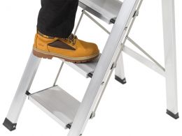 Aluminium Step Ladder