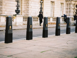 st-pancras-bollard-3