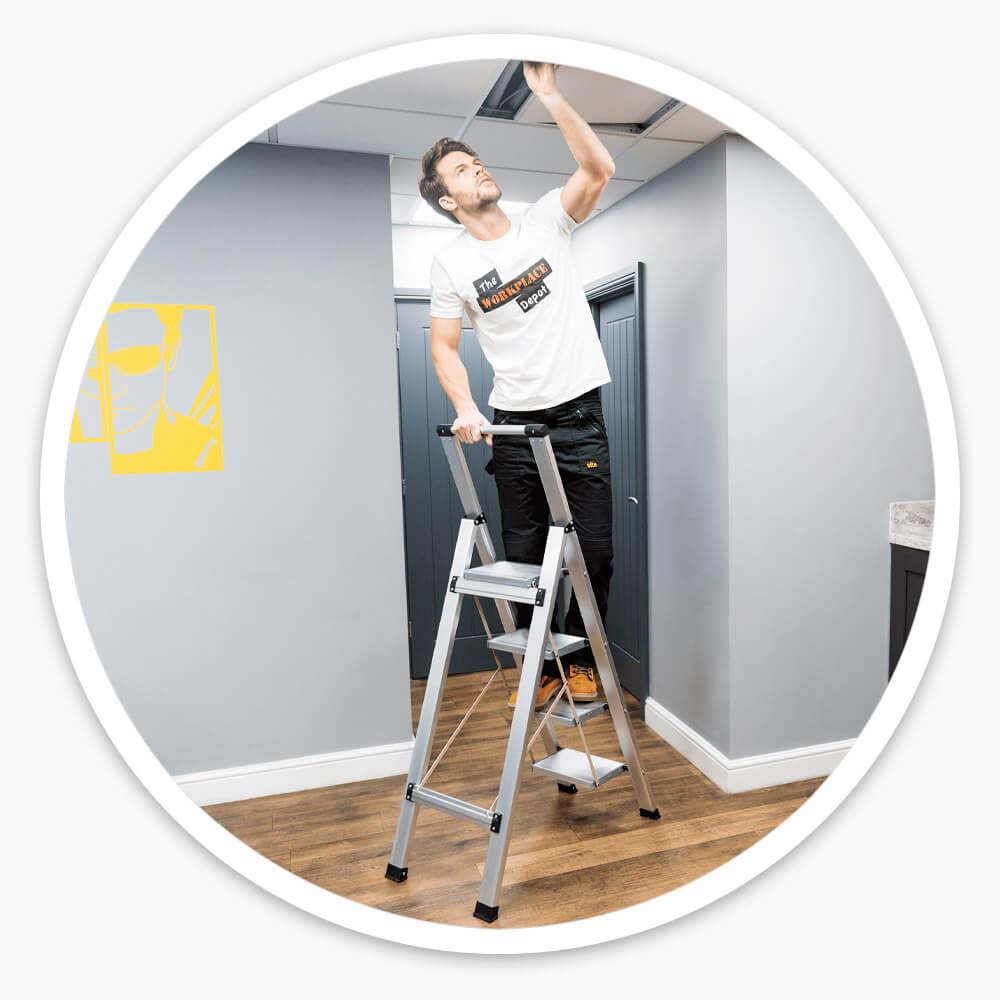 Aluminium Step Ladder