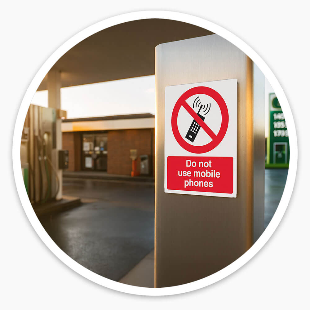 "Do Not Use Mobile Phones" Prohibition Sign