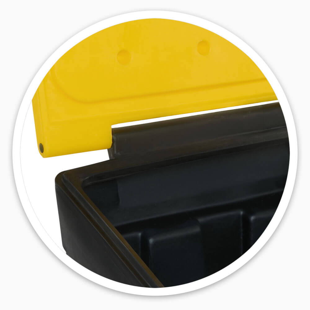200 Litre Grit Bin with Grit Salt
